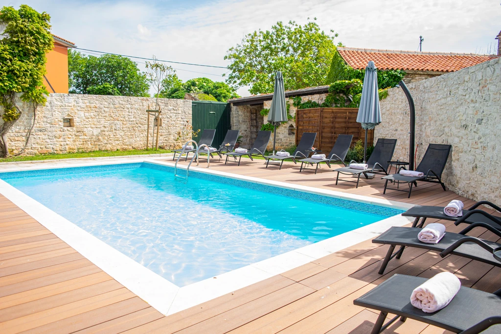 Svetvinčenat Villa for 10 Guests with 5 Bedrooms