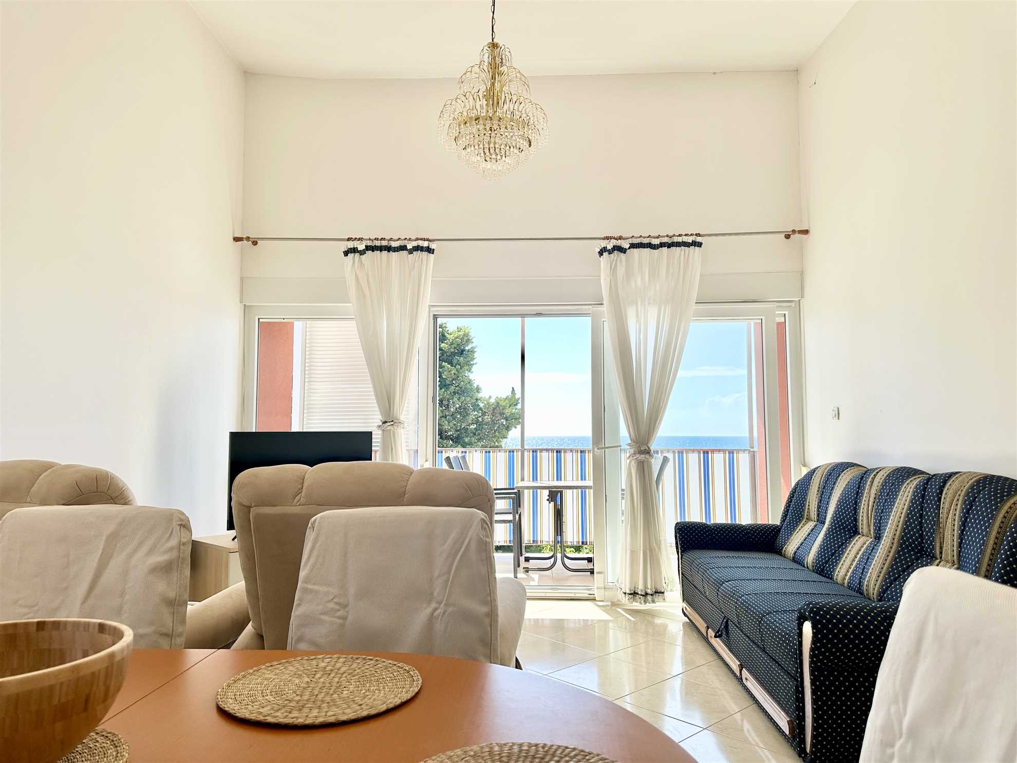Elaine's View Apartment