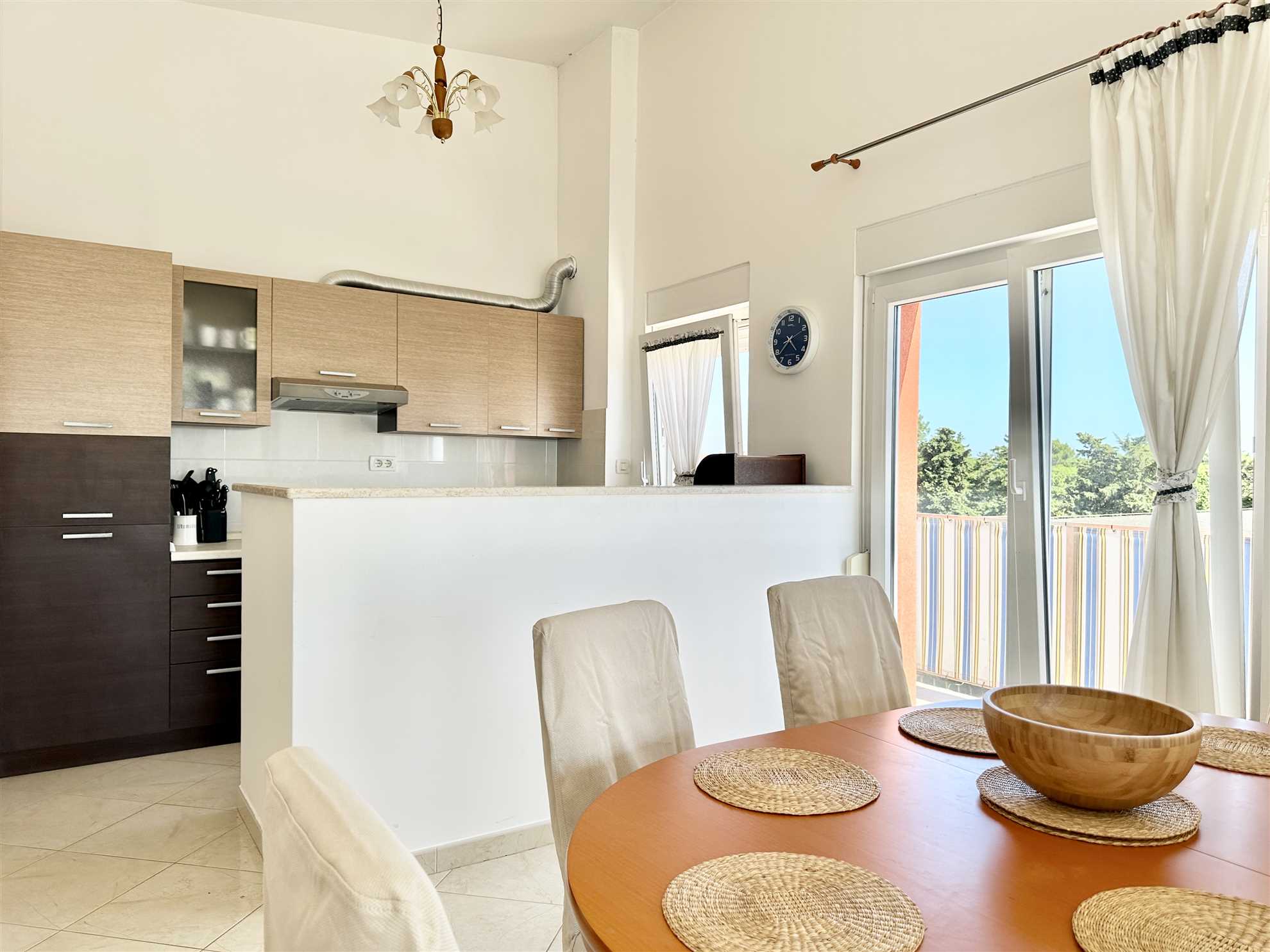 Elaine's View Apartment