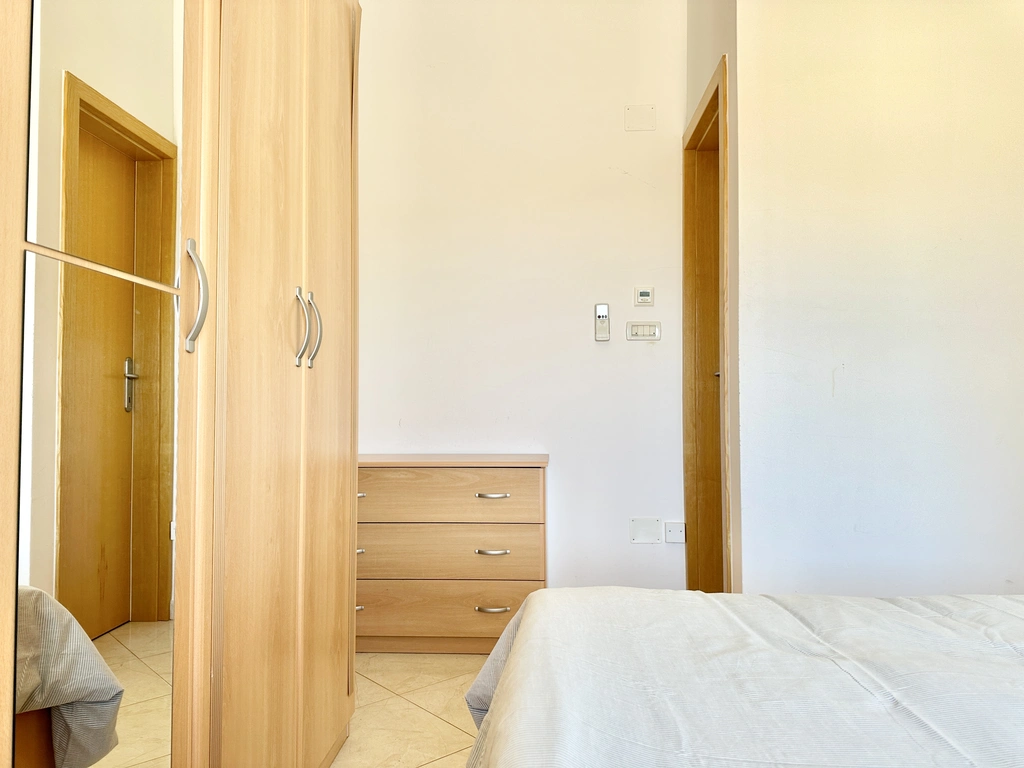 3-Bedroom Apartment in Umag for 6 Guests
