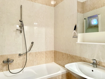 3-Bedroom Apartment in Umag for 6 Guests