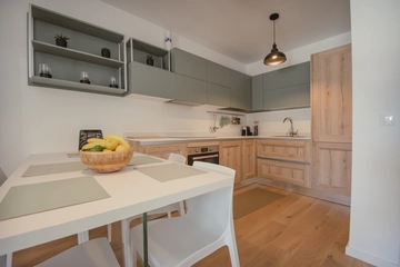 2-Bedroom Apartment in Umag for Up to 6 Guests