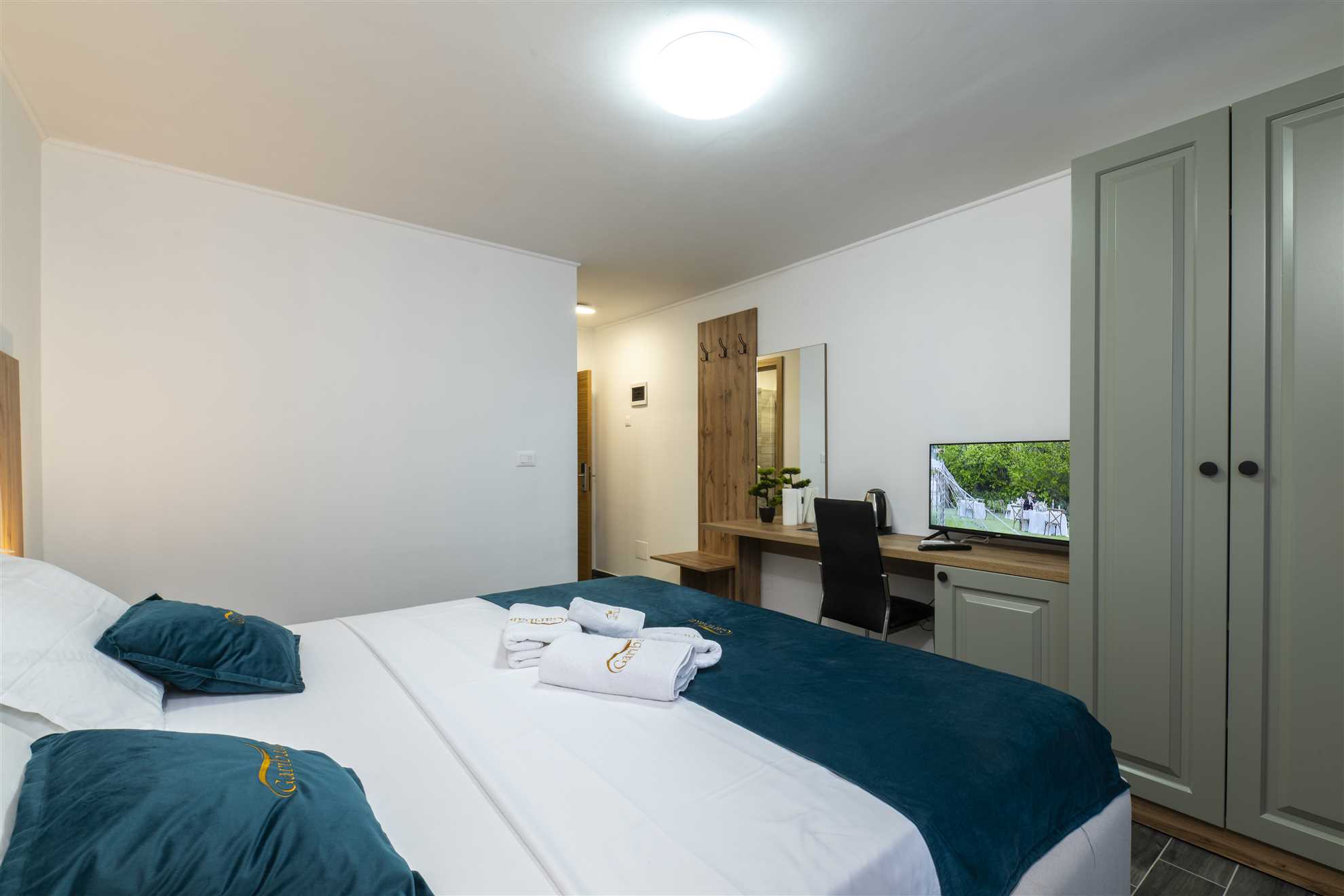 Garibaldi Room 101