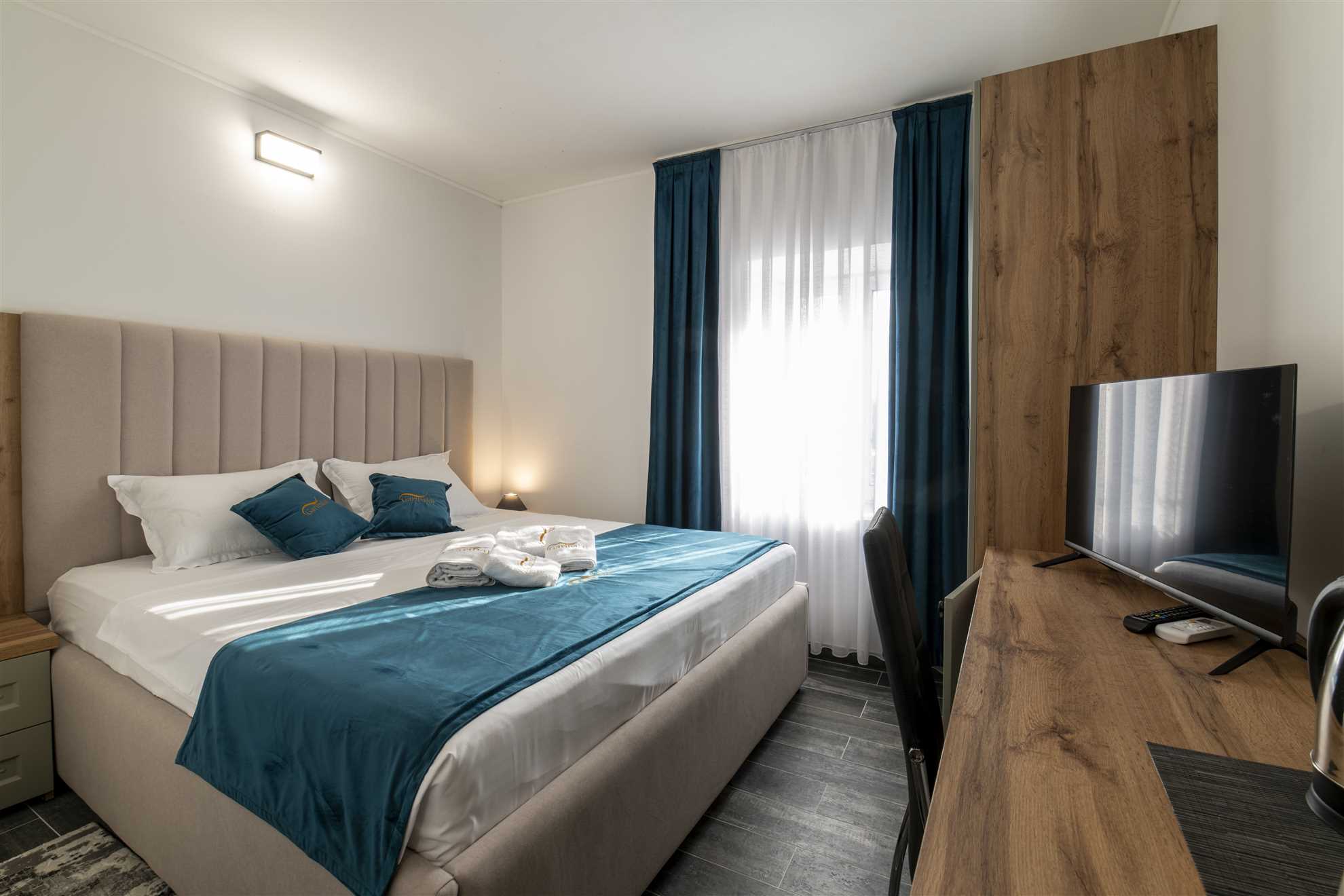 Garibaldi Room 101