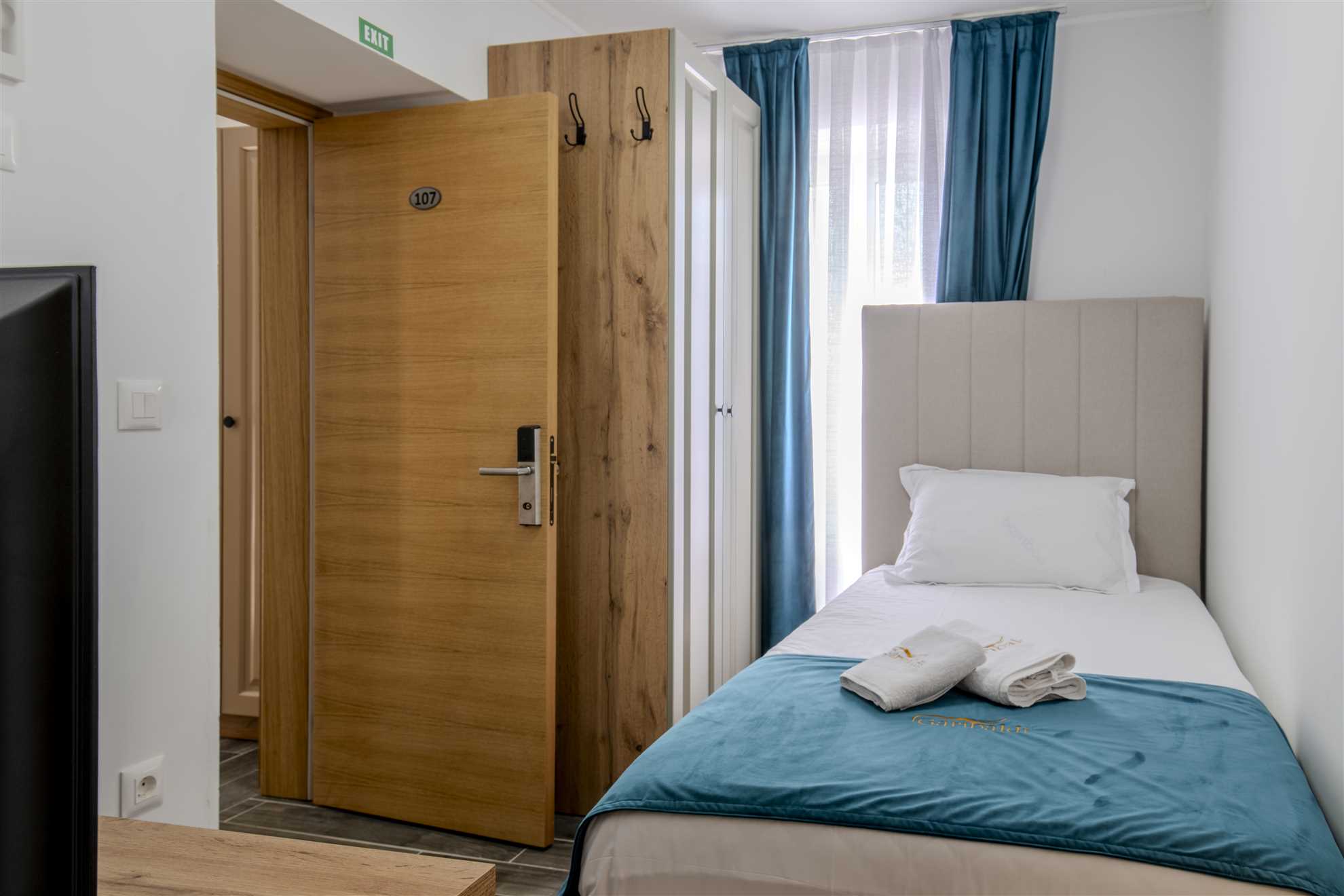 Garibaldi Room 101