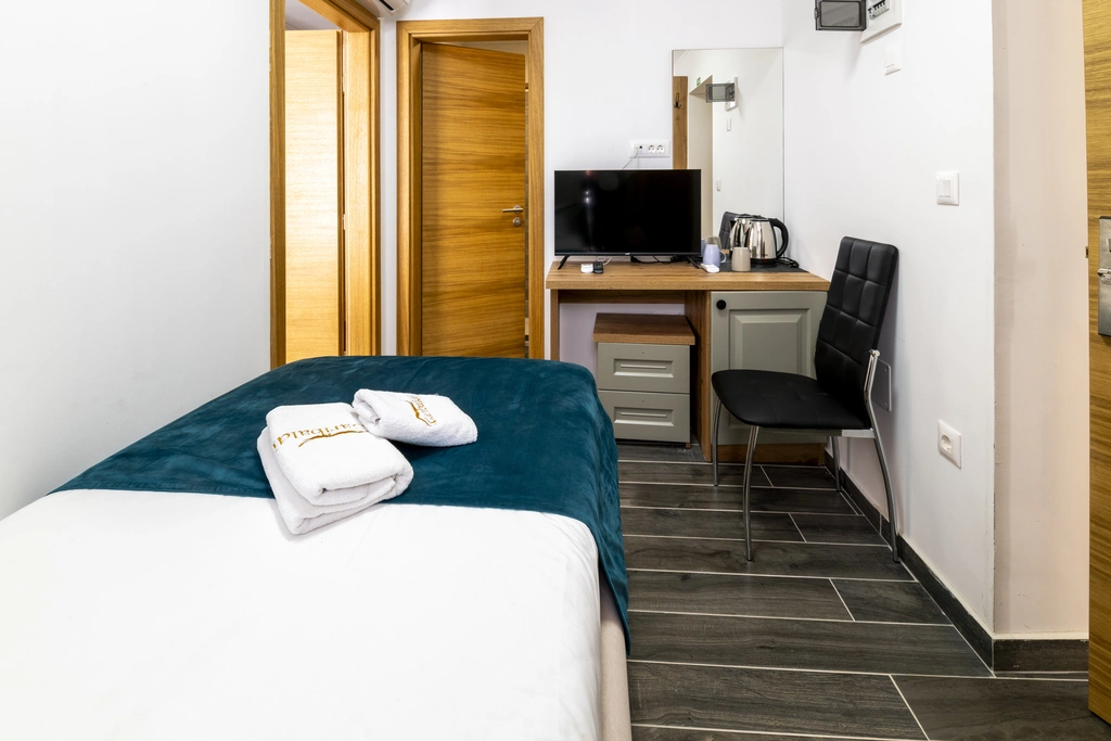 Room in Petrovlja for 2 Guests