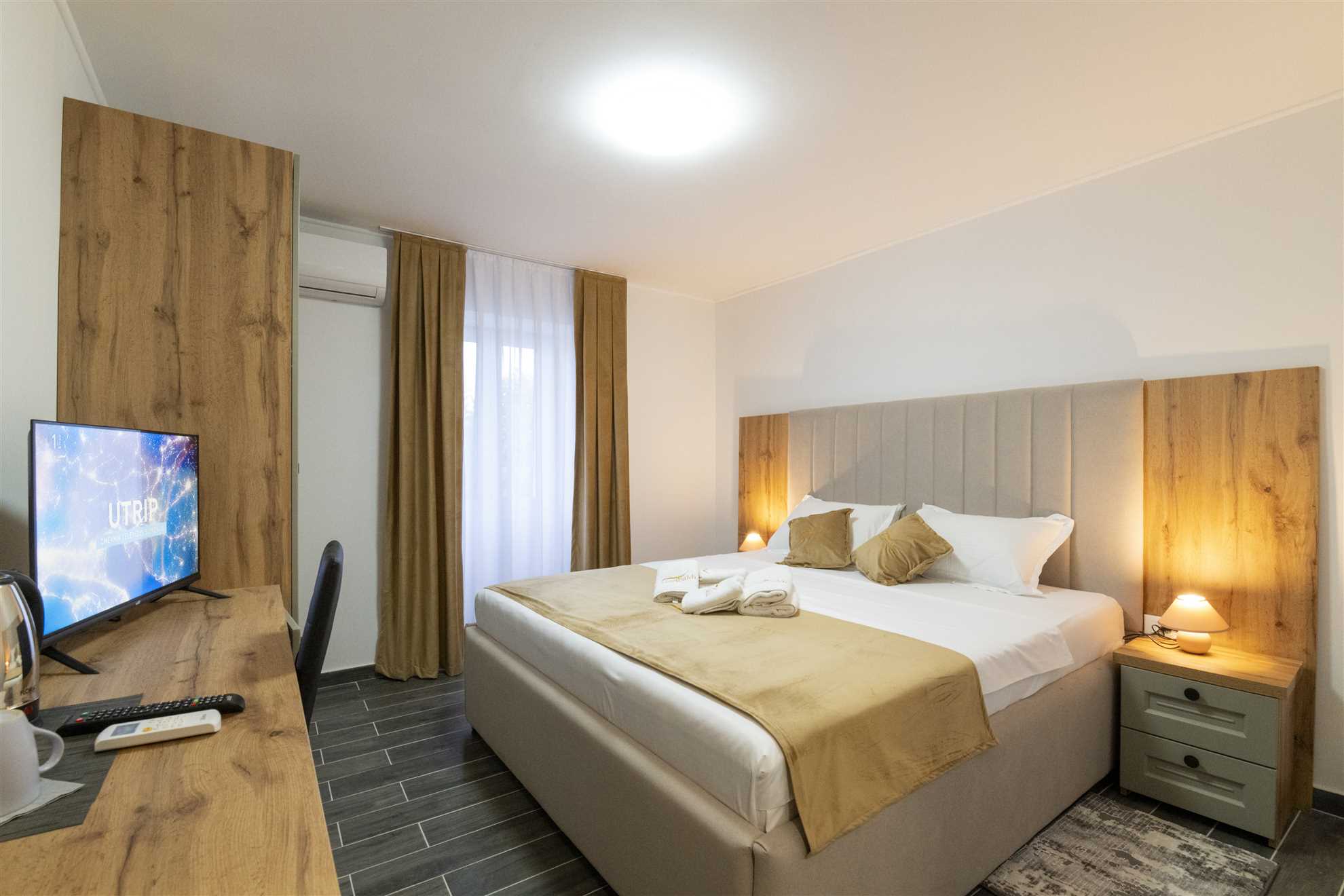 Garibaldi Room 101