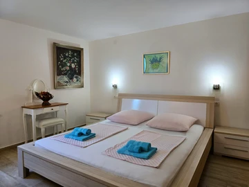 Ground-Floor Apartment with Terrace in Rovinj