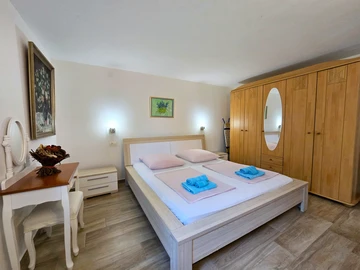 Ground-Floor Apartment with Terrace in Rovinj