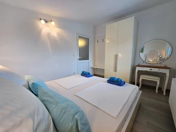 Rovinj Apartment for 3 Guests with Balcony