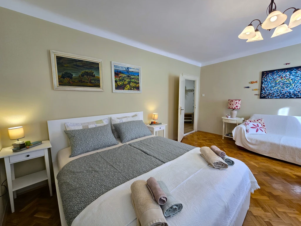 Rovinj Two-Bedroom Apartment for Up to 5 Guests