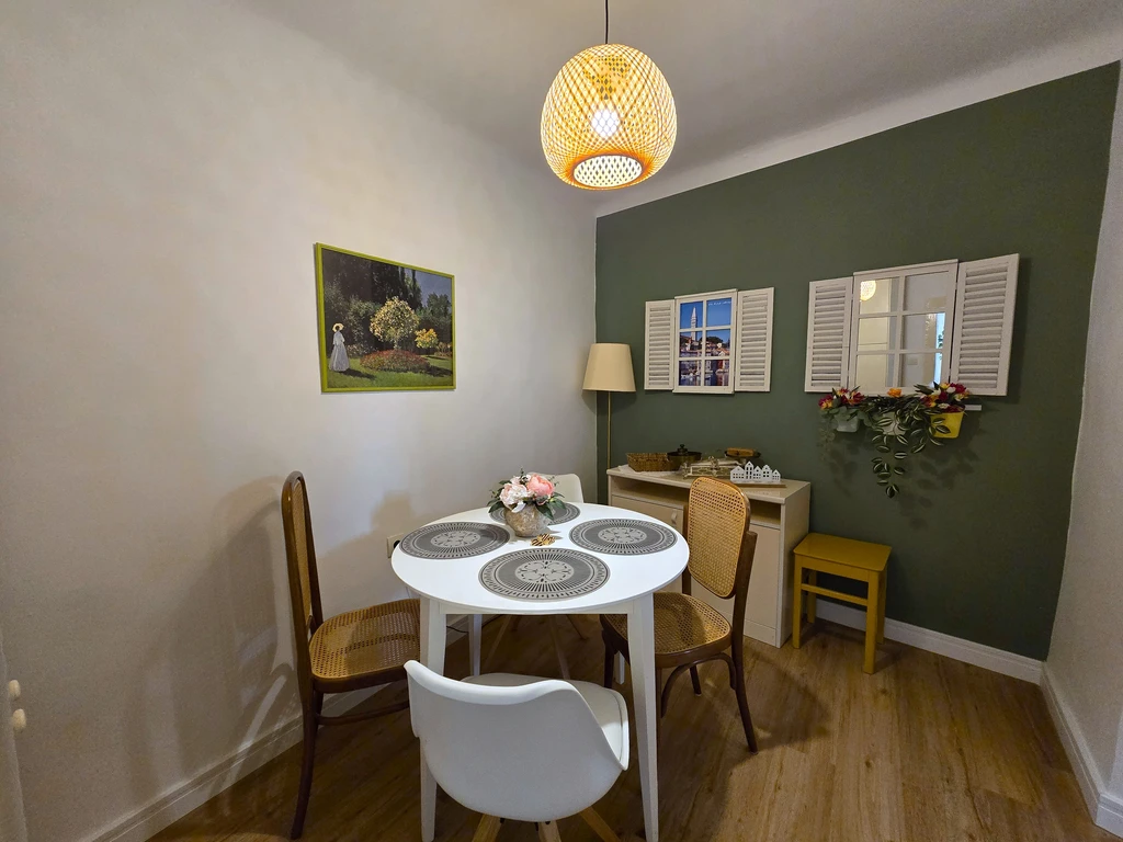 Rovinj Two-Bedroom Apartment for Up to 5 Guests