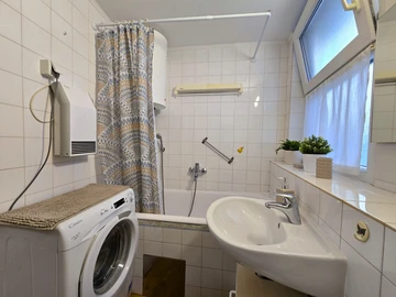 Rovinj Two-Bedroom Apartment for Up to 5 Guests