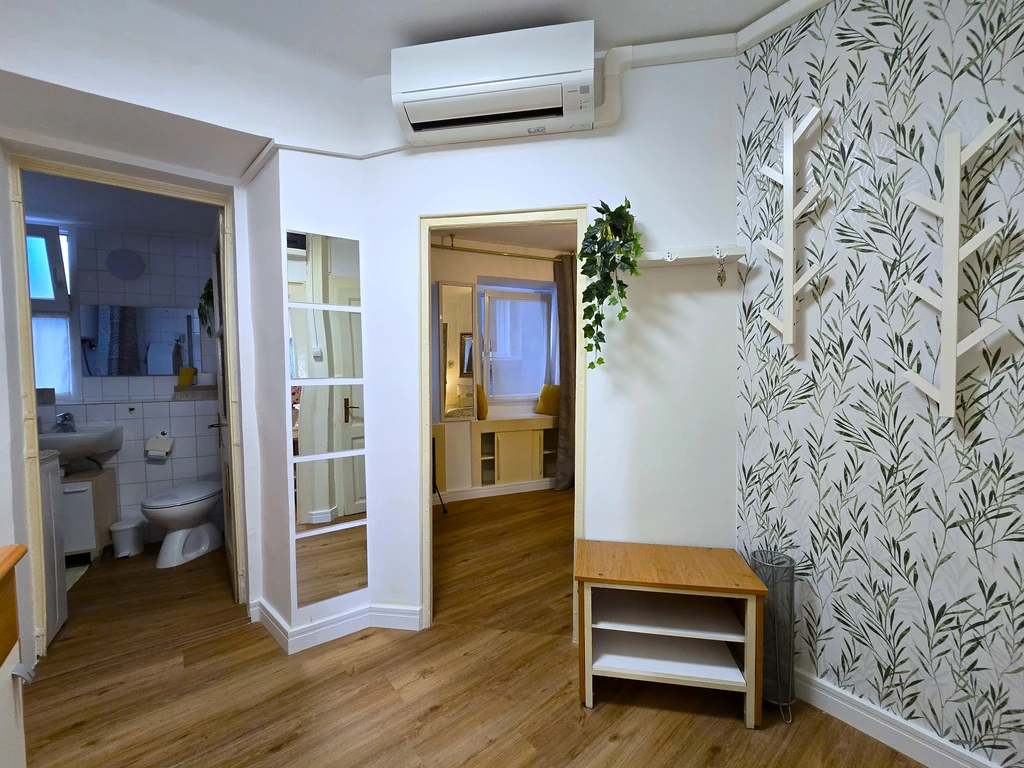 Rovinj Two-Bedroom Apartment for Up to 5 Guests