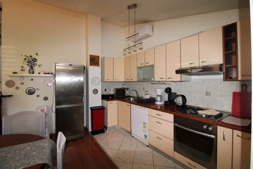 3-Bedroom Apartment in Banjole with Parking