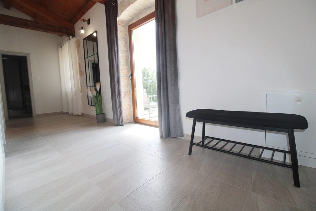Villa mit 3 Schlafzimmern für sechs Personen