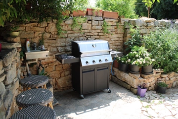 2-Bedroom Apartment for 5 Guests in Galižana