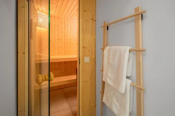 Contemporary Villa with Pool and Sea Views – Okrug Gornji