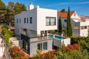 Contemporary Villa with Pool and Sea Views – Okrug Gornji