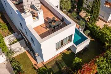 Contemporary Villa with Pool and Sea Views – Okrug Gornji