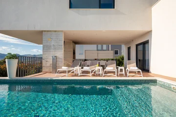 Contemporary Villa with Pool and Sea Views – Okrug Gornji