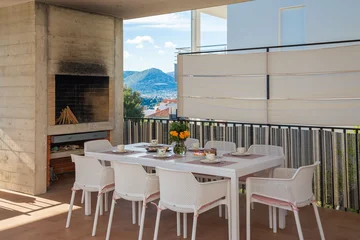 Contemporary Villa with Pool and Sea Views – Okrug Gornji