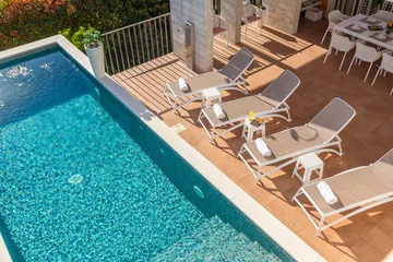 Contemporary Villa with Pool and Sea Views – Okrug Gornji