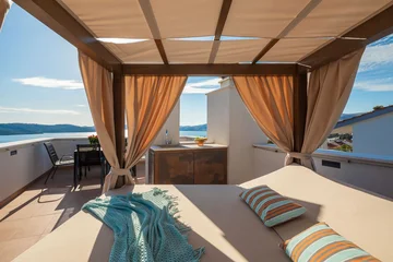 Contemporary Villa with Pool and Sea Views – Okrug Gornji