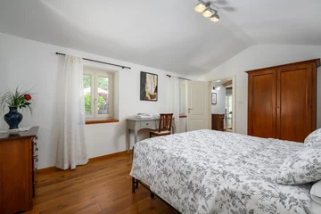 Farmhouse Villa Retreat with Pool near Pula