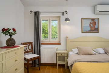 Farmhouse Villa Retreat with Pool near Pula