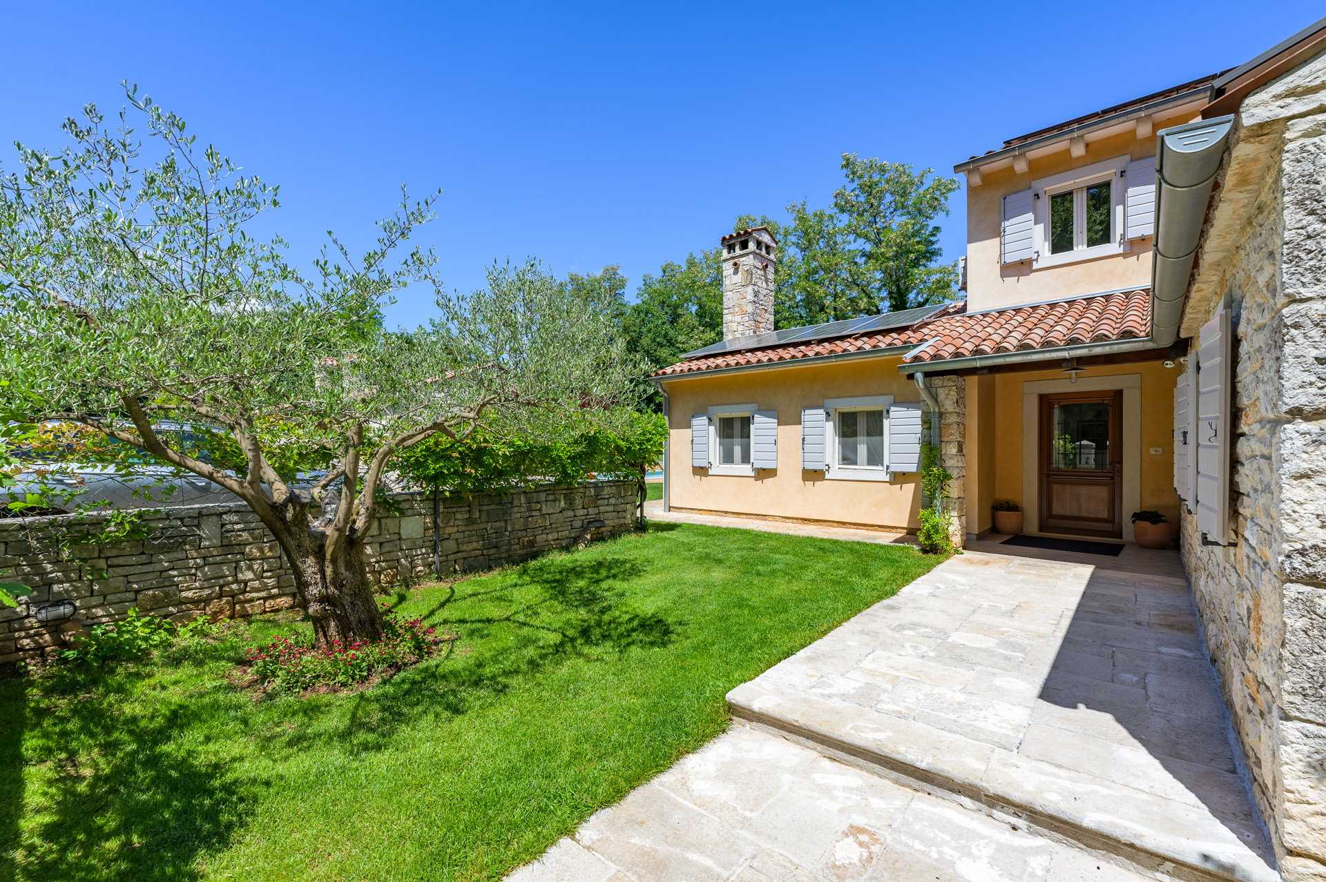 Holiday Home Green Escape with Pool