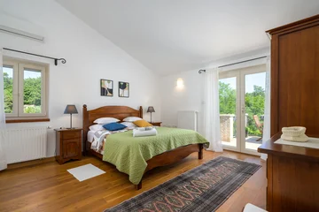 Farmhouse Villa Retreat with Pool near Pula