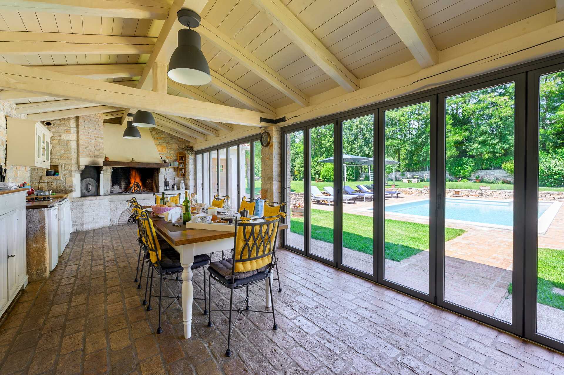 Holiday Home Green Escape with Pool