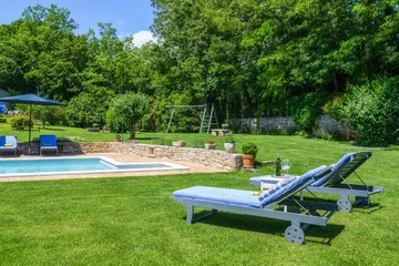 Farmhouse Villa Retreat with Pool near Pula