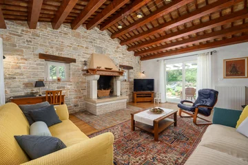 Farmhouse Villa Retreat with Pool near Pula