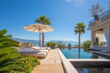 Modern Five-Bedroom Villa with Pool in Slatine