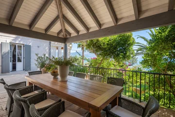 Modern Five-Bedroom Villa with Pool in Slatine