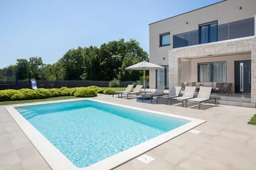 Modern Family Villa with Pool in Marčana