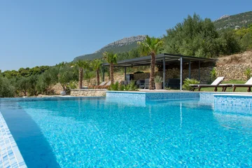 Private Villa Retreat with Pool in Kaštel Lukšić