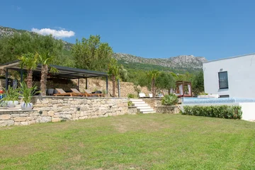 Private Villa Retreat with Pool in Kaštel Lukšić