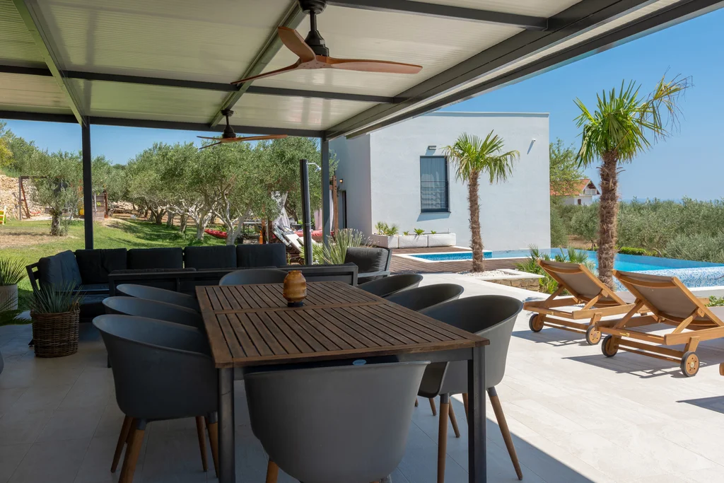 Private Villa Retreat with Pool in Kaštel Lukšić