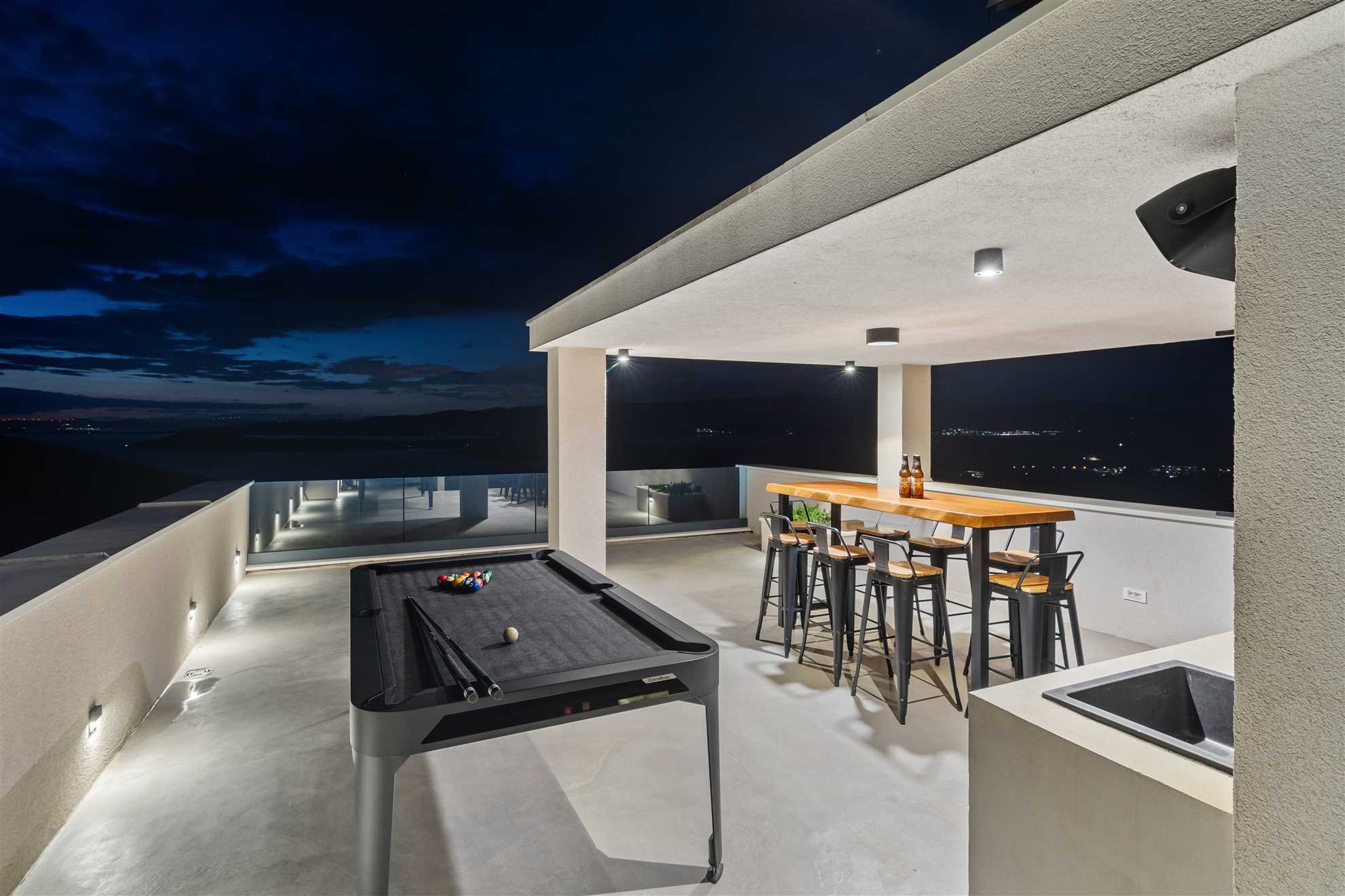 Villa Skysail with Heated Pool