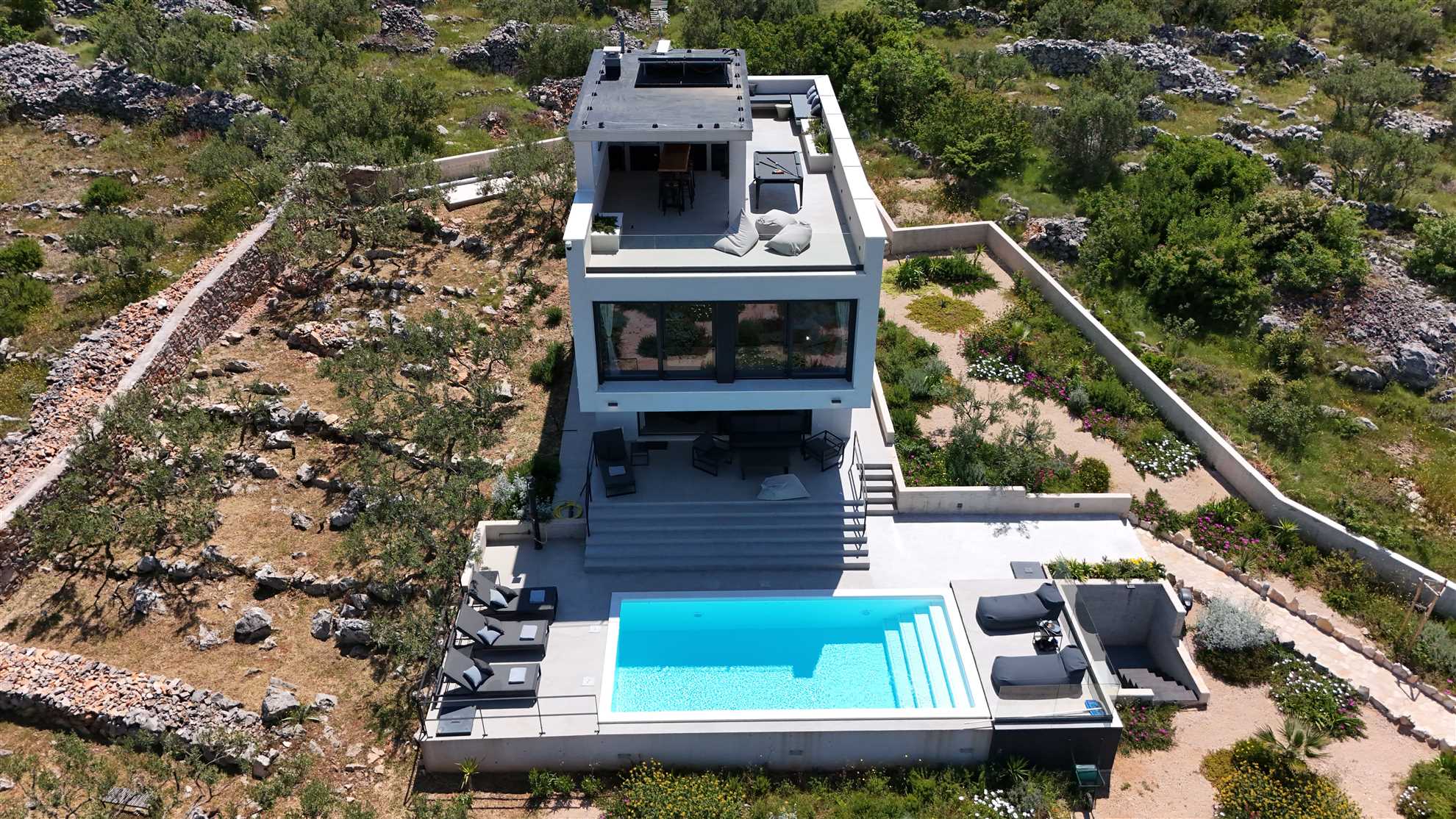 Villa Skysail with Heated Pool