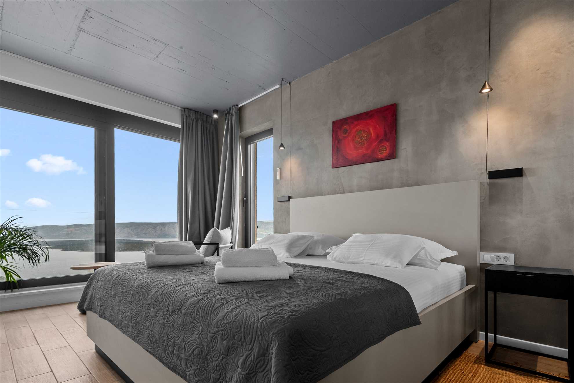Villa Skysail with Heated Pool