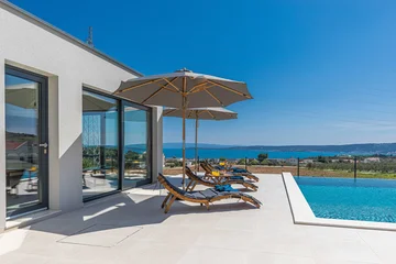 Contemporary Villa with Pool and Jacuzzi in Kaštel Novi
