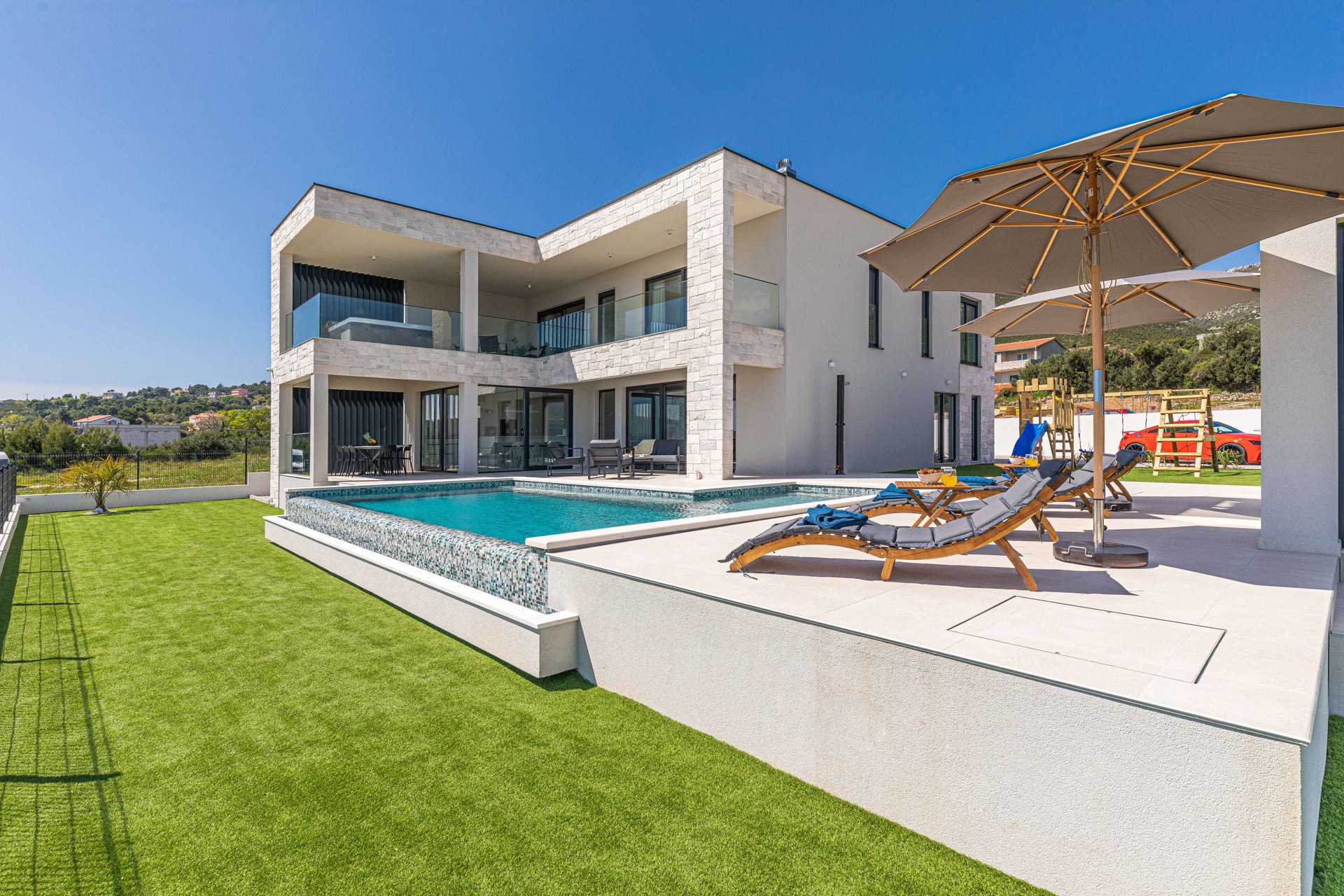 Villa Solencia with Pool