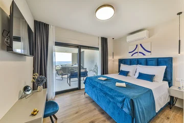 Contemporary Villa with Pool and Jacuzzi in Kaštel Novi