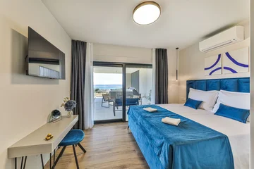 Contemporary Villa with Pool and Jacuzzi in Kaštel Novi