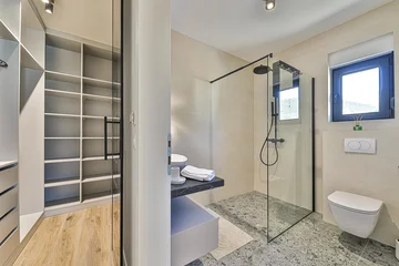 Contemporary Villa with Pool and Jacuzzi in Kaštel Novi