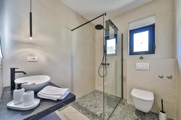 Contemporary Villa with Pool and Jacuzzi in Kaštel Novi